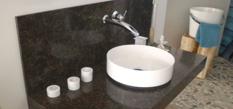 Küchenarbeitsplatte aus Naturstein