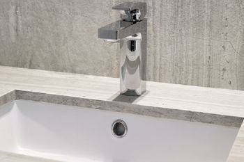 Waschtisch aus Naturstein