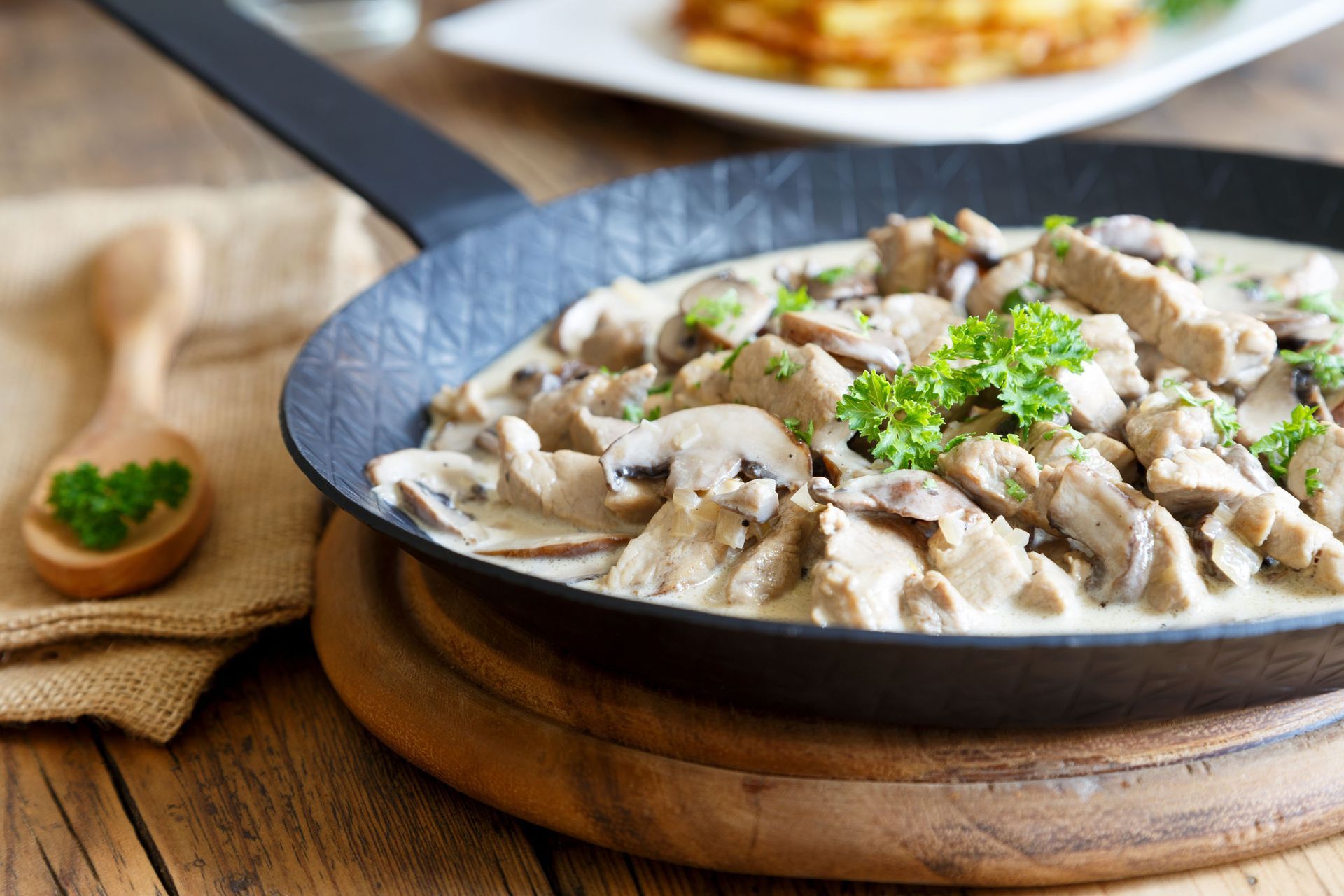 Restaurant Jäger Visp - Zürcher Geschnetzeltes