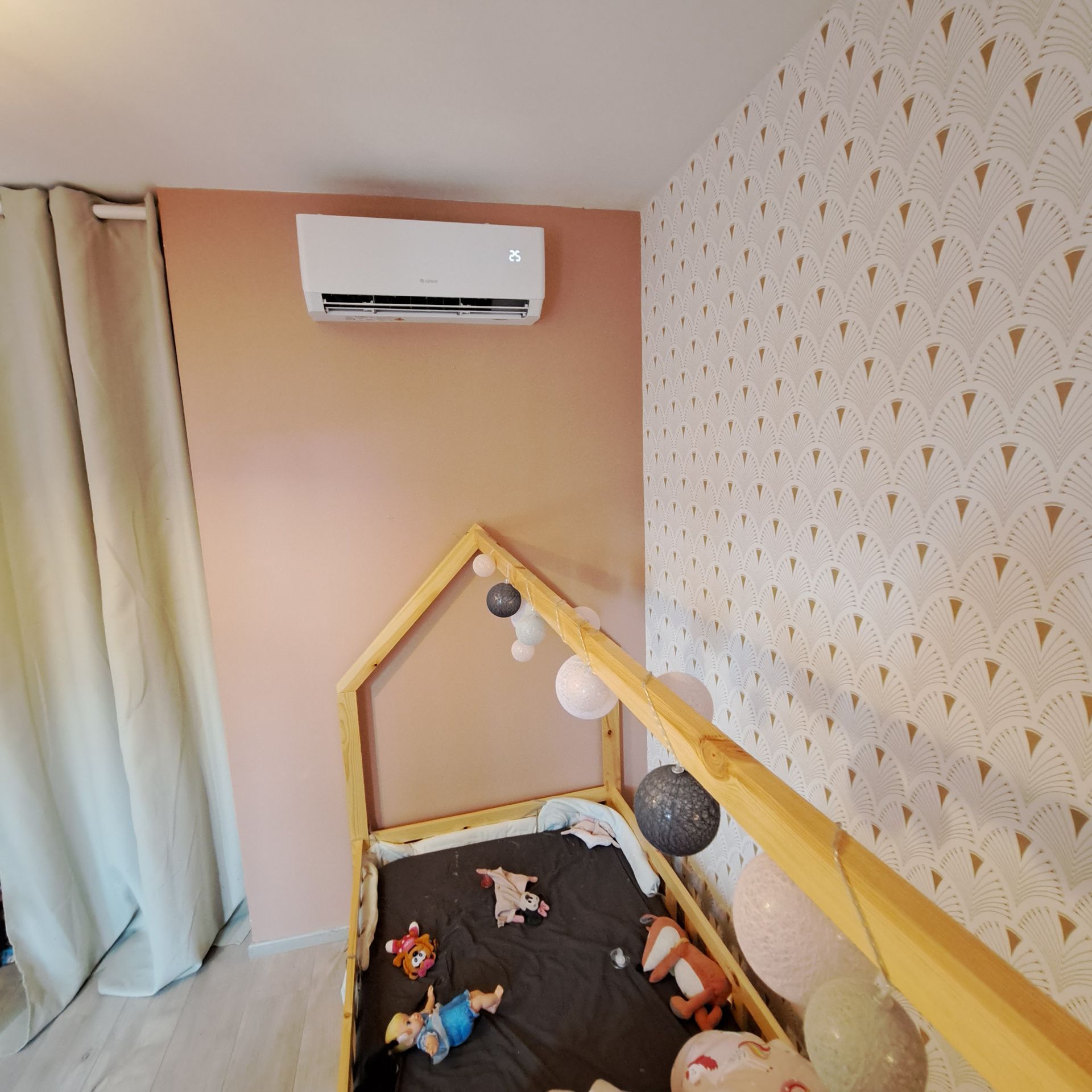 Chambre d'enfant avec climatisation réversible