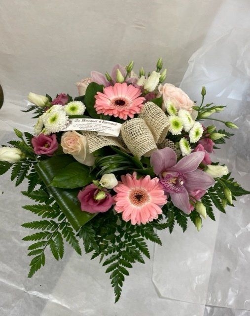 Bouquet rond avec fougères