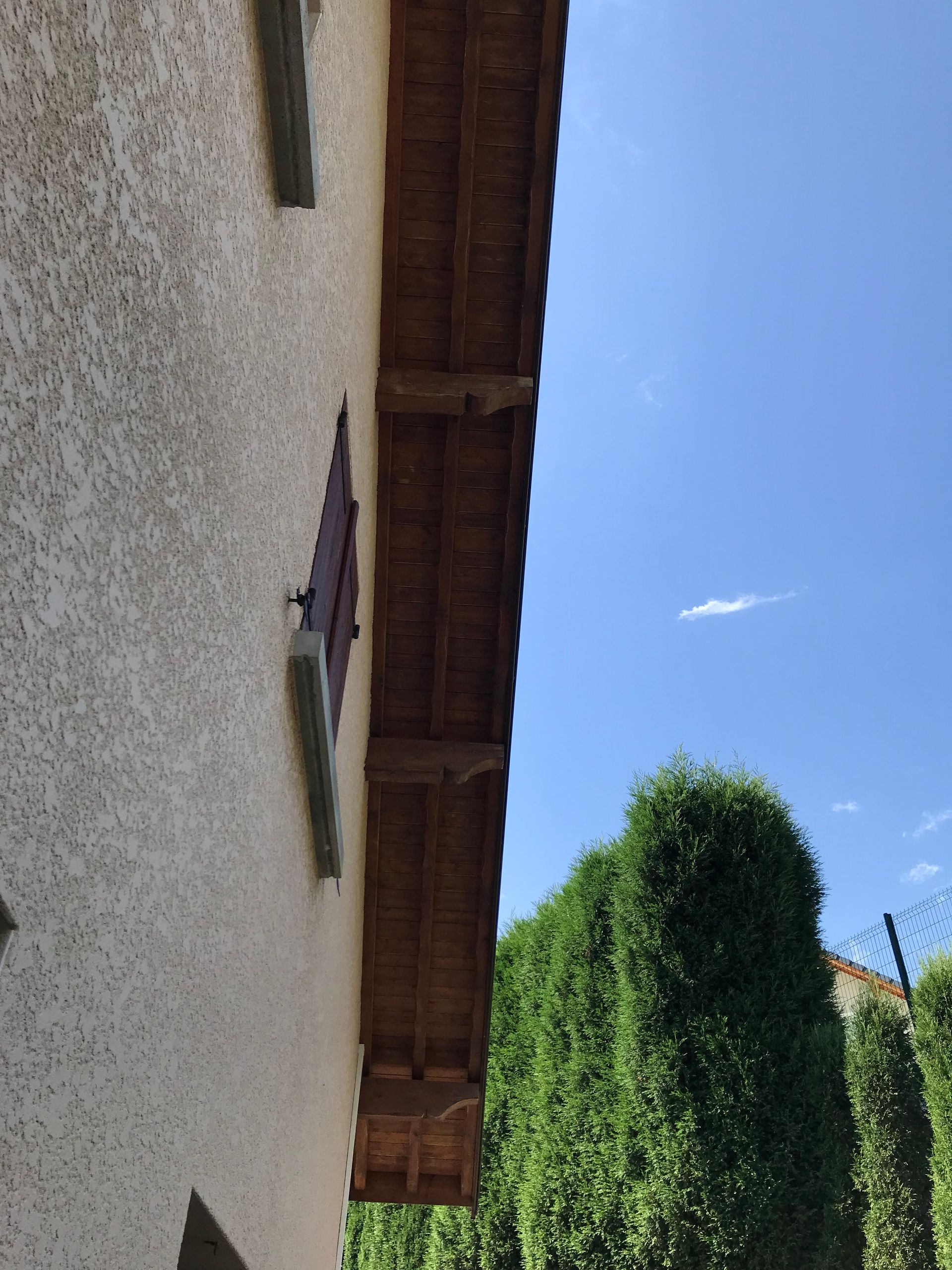 Peinture dessous de toit