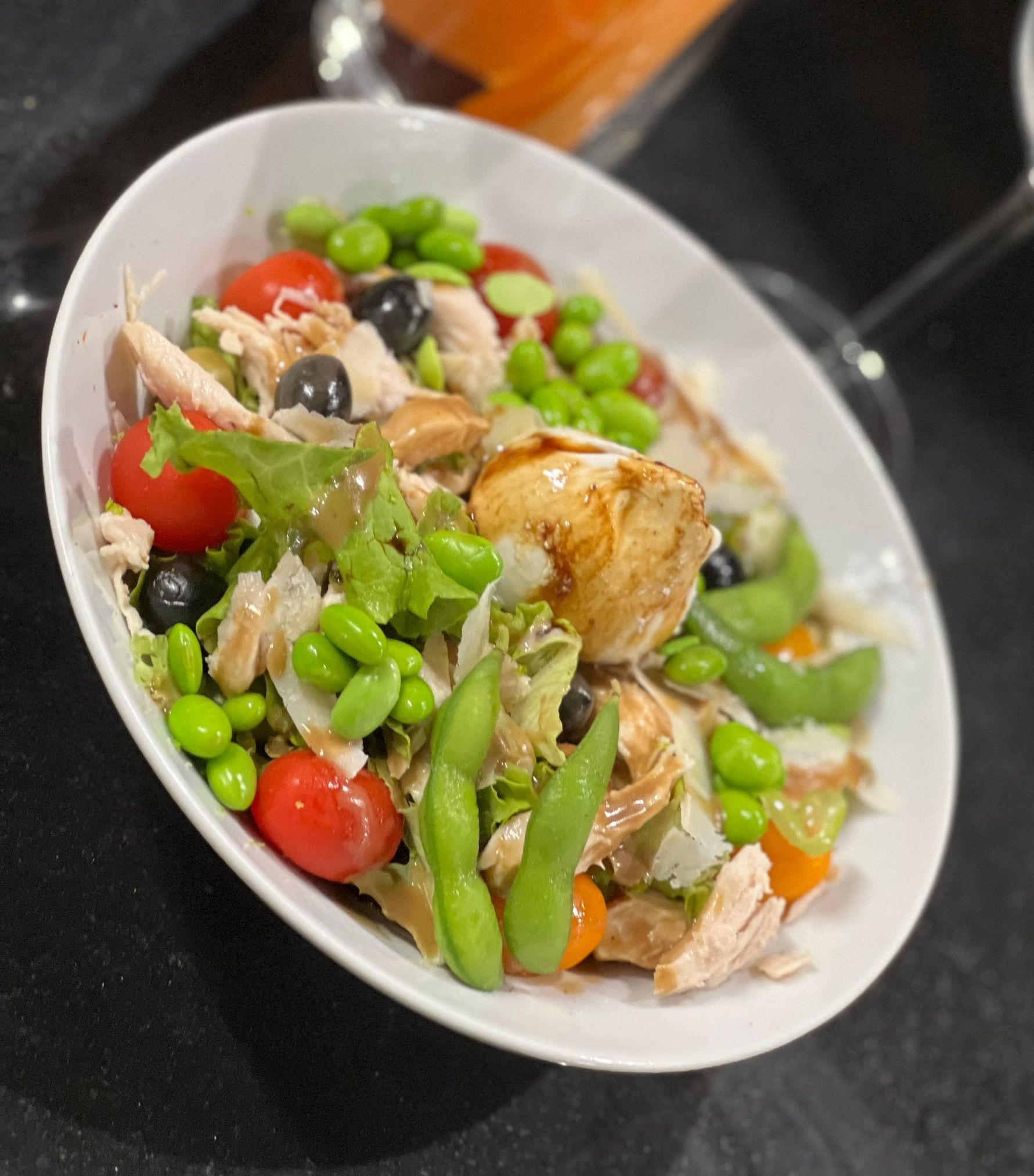 Plat italien avec une burrata