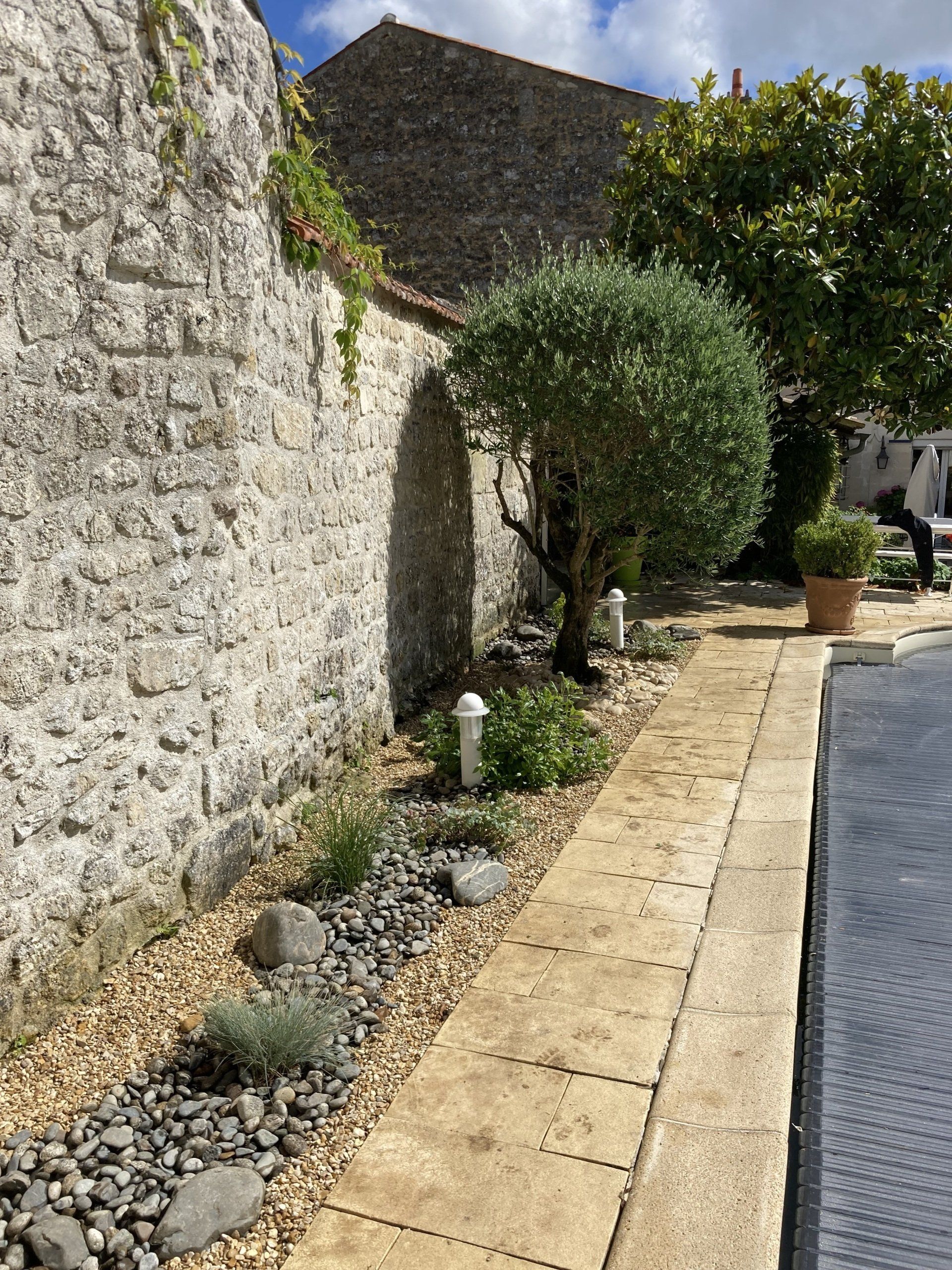 Aménagement tour piscine