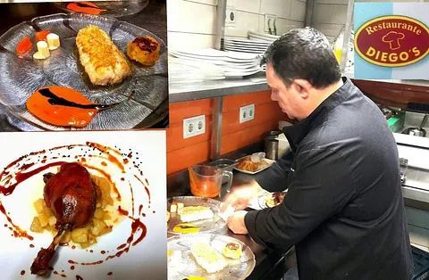 Un chef emplata los alimentos en la cocina de un restaurante, con un primer plano de los platos con salsa sobre el mostrador.
