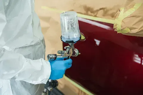 Auto pintado de rojo