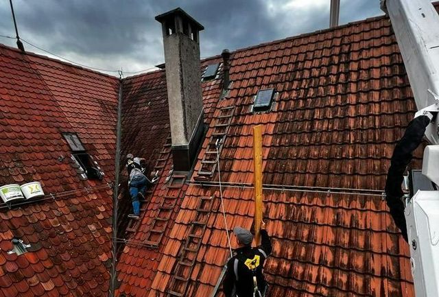 Dachziegel Lackierung Ruedi Rüegg AG