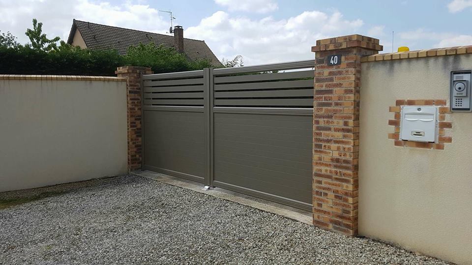 Portail aluminium résistant