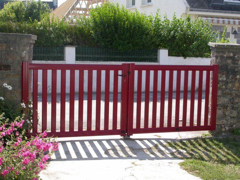 Portail aluminium ajouré