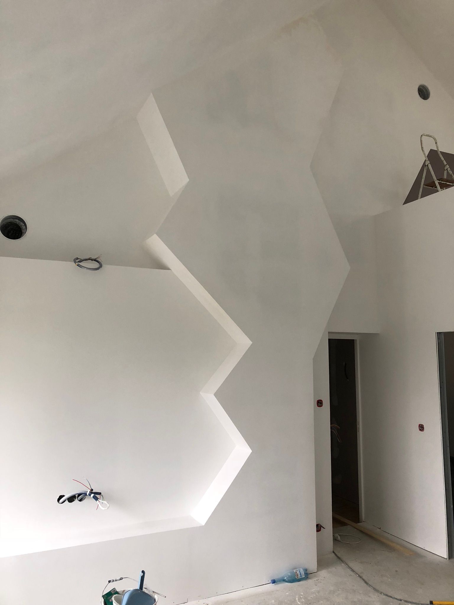 Vers Murs, cloisons et décorations