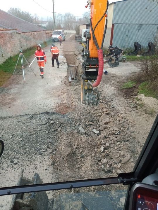 Des terrassiers sur un chantier