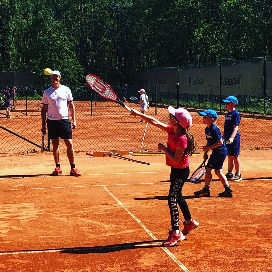 varistontenniskeskus