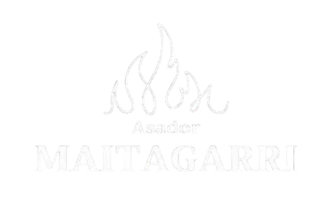 Un logotipo blanco con una llama y la palabra maitagarri sobre un fondo blanco.