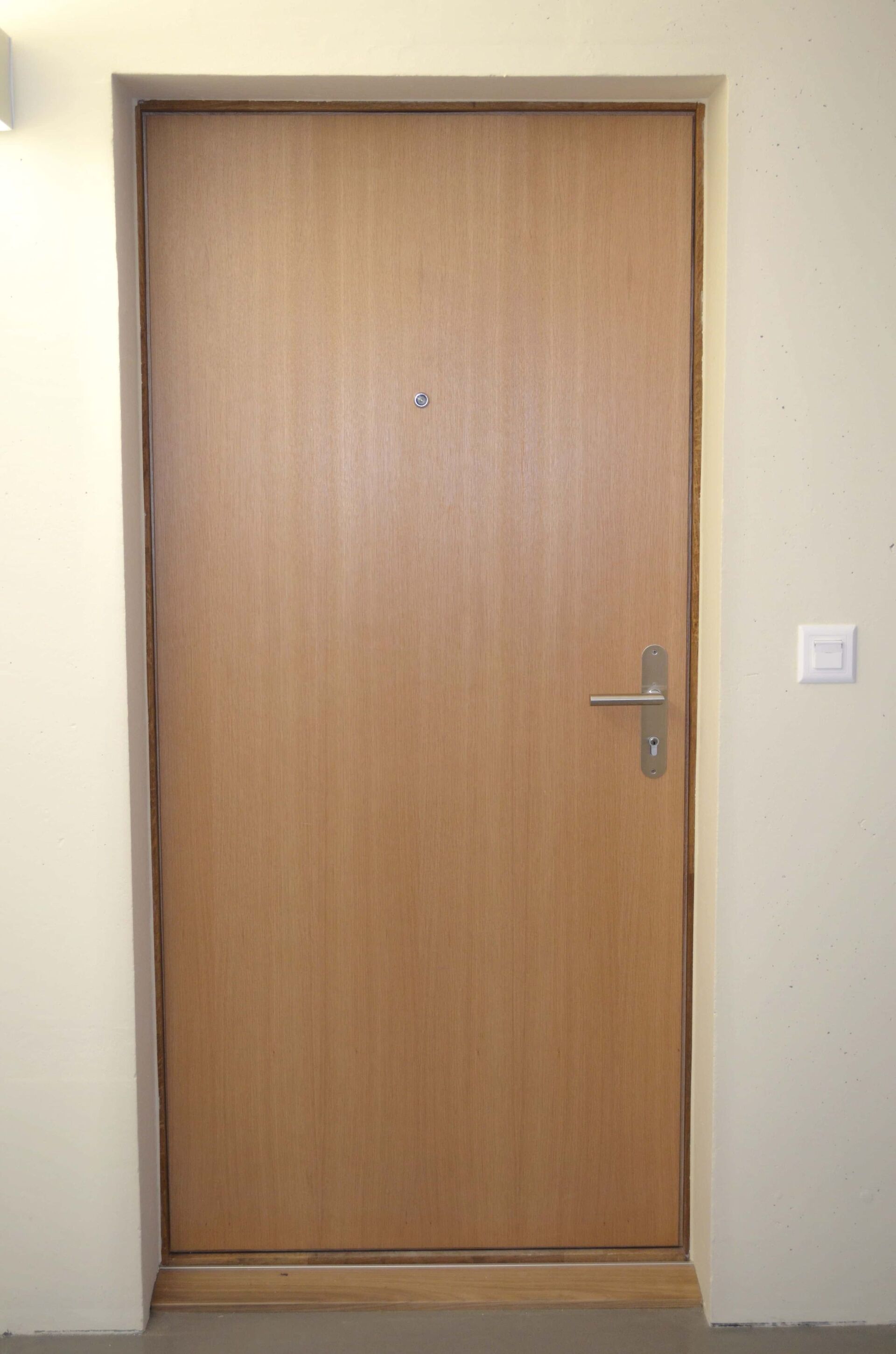 Garin-Davet & Cie SA - plaqué chêne