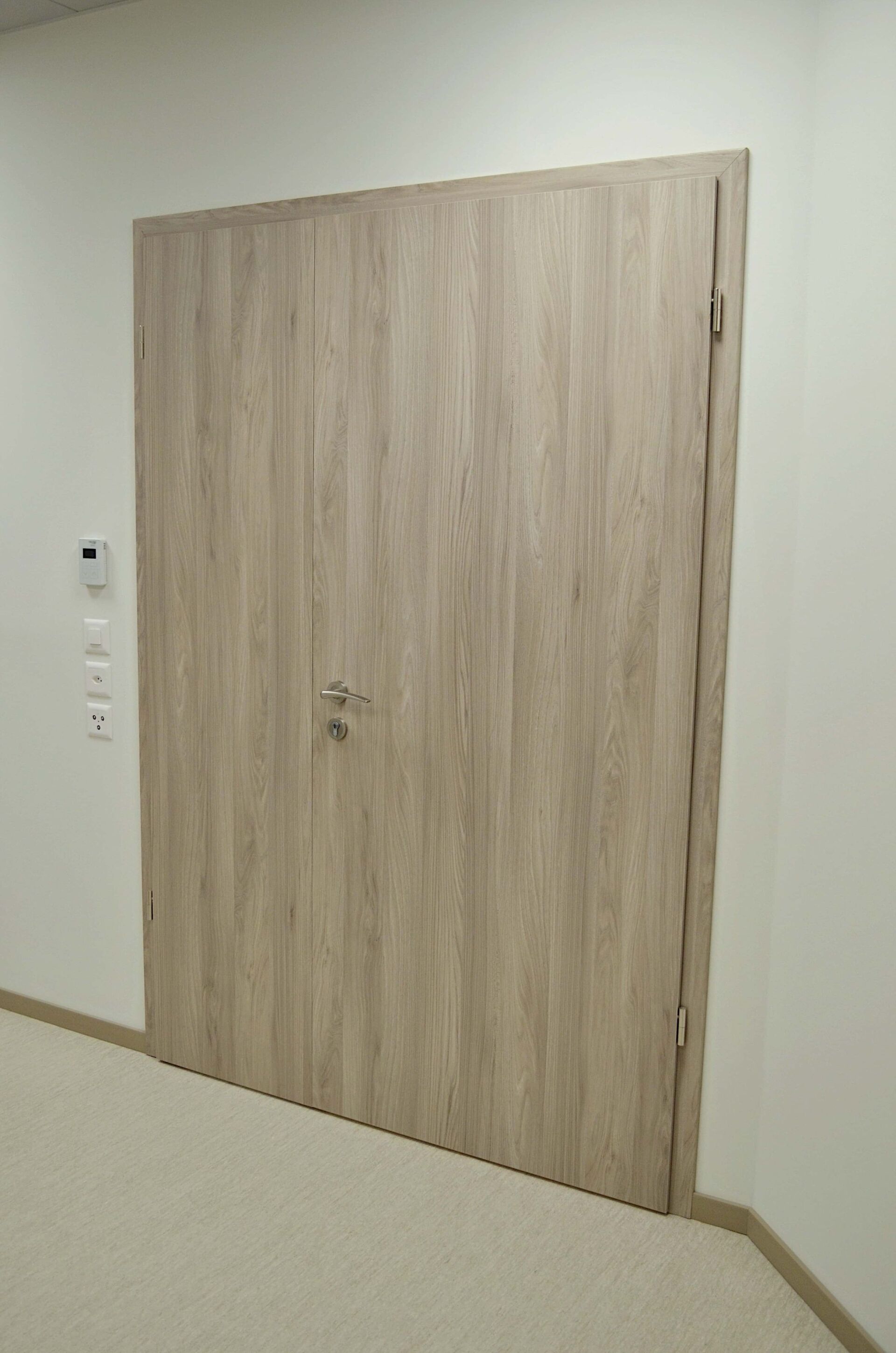 Garin-Davet & Cie SA - Porte à deux vantaux