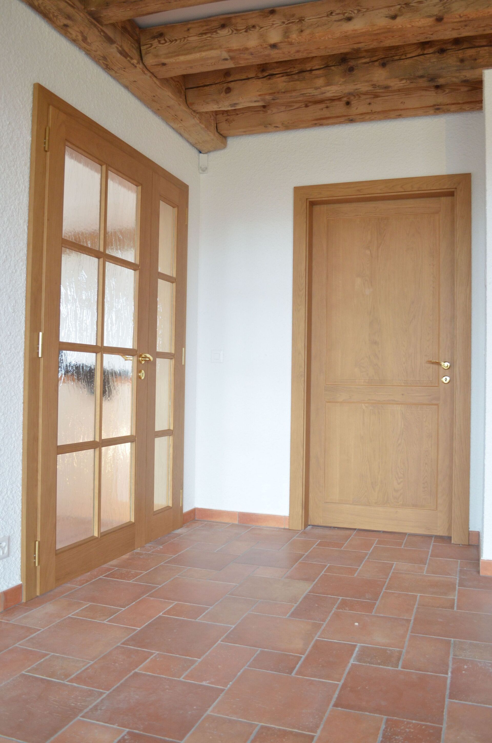 Garin-Davet & Cie SA - Portes bois massif