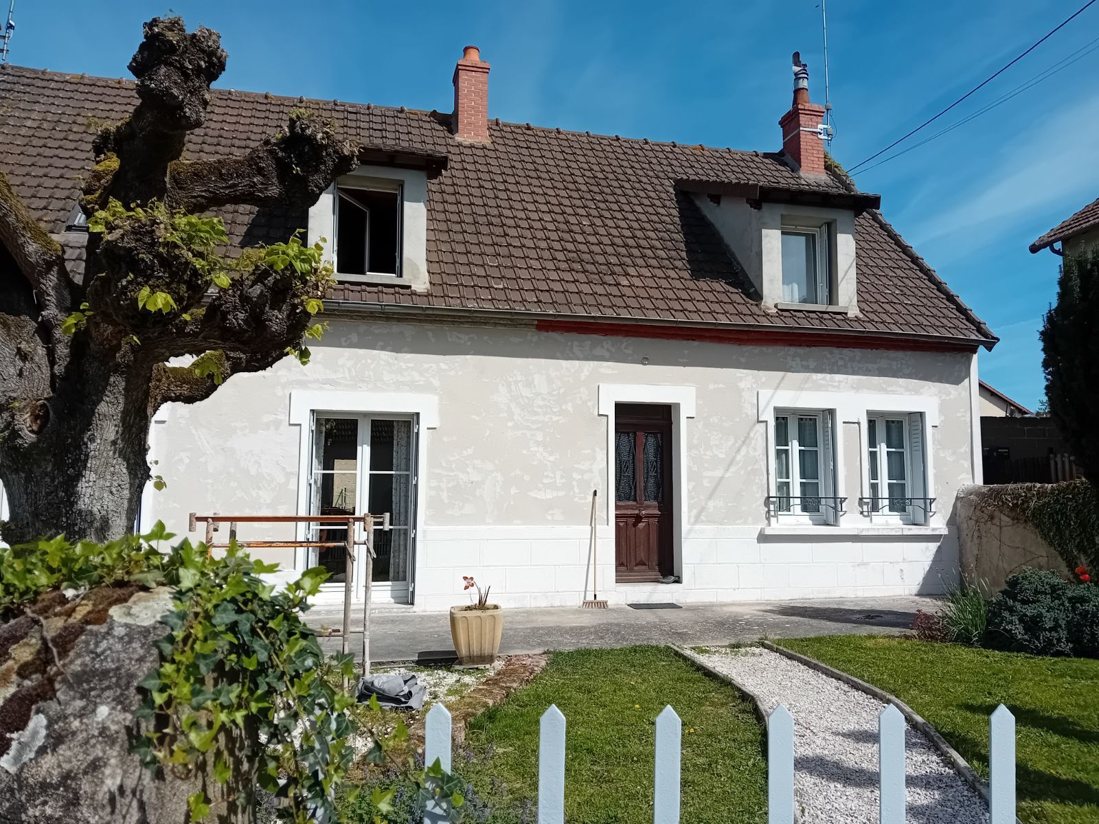 Maison avant un ravalement de façade