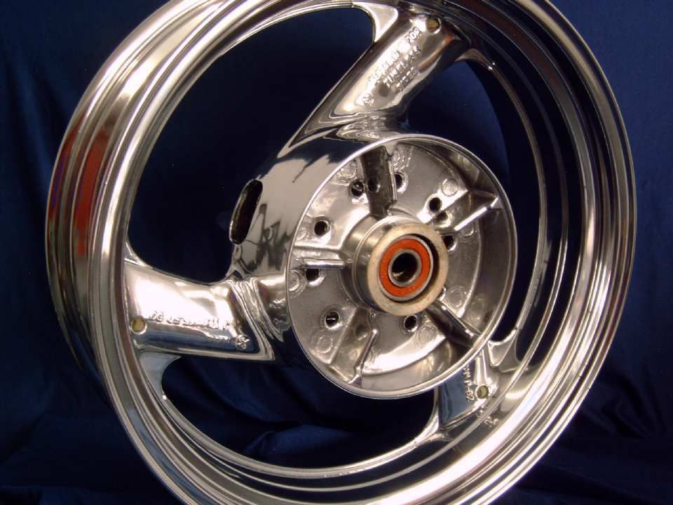 Polierte Felgen