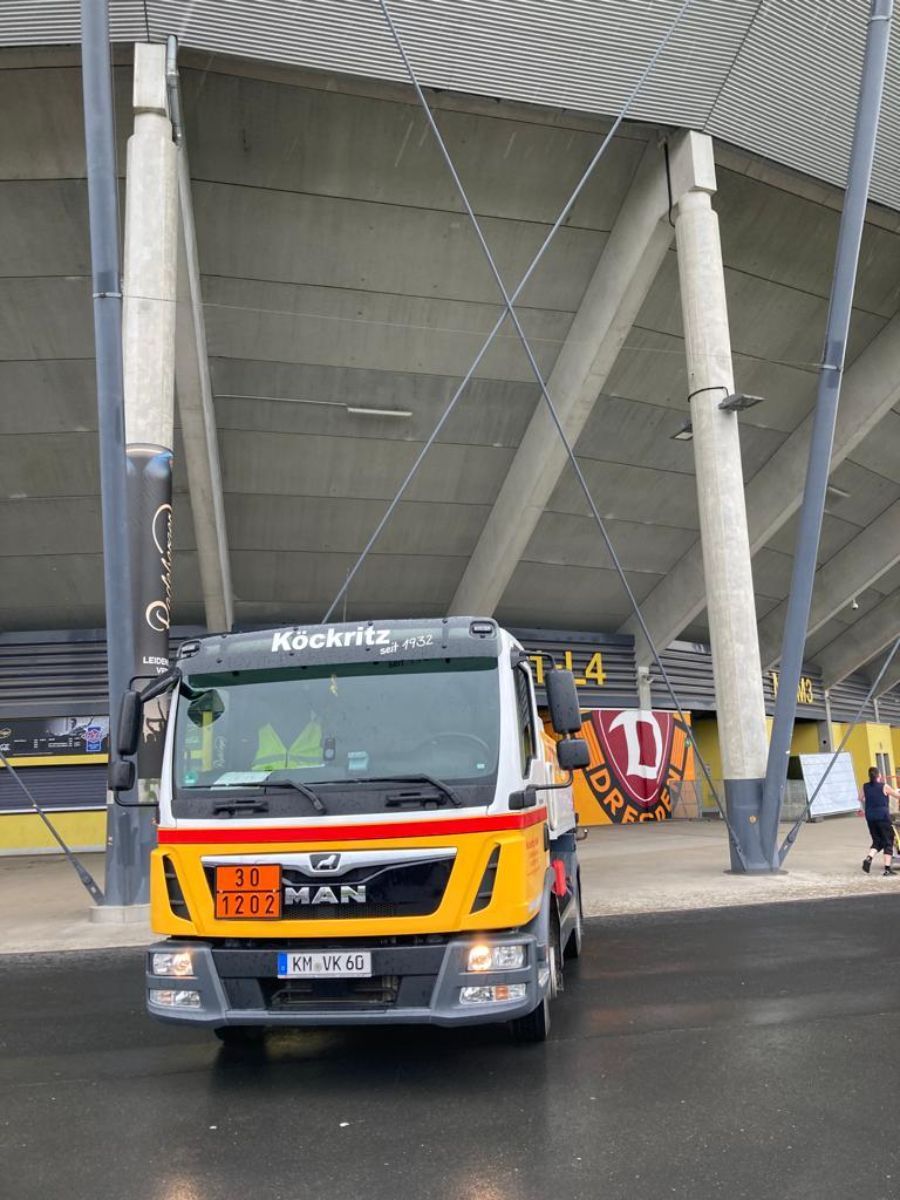 LKW Fahrer der Firma Brennstoff- und Mineralölhandel Köckritz GmbH