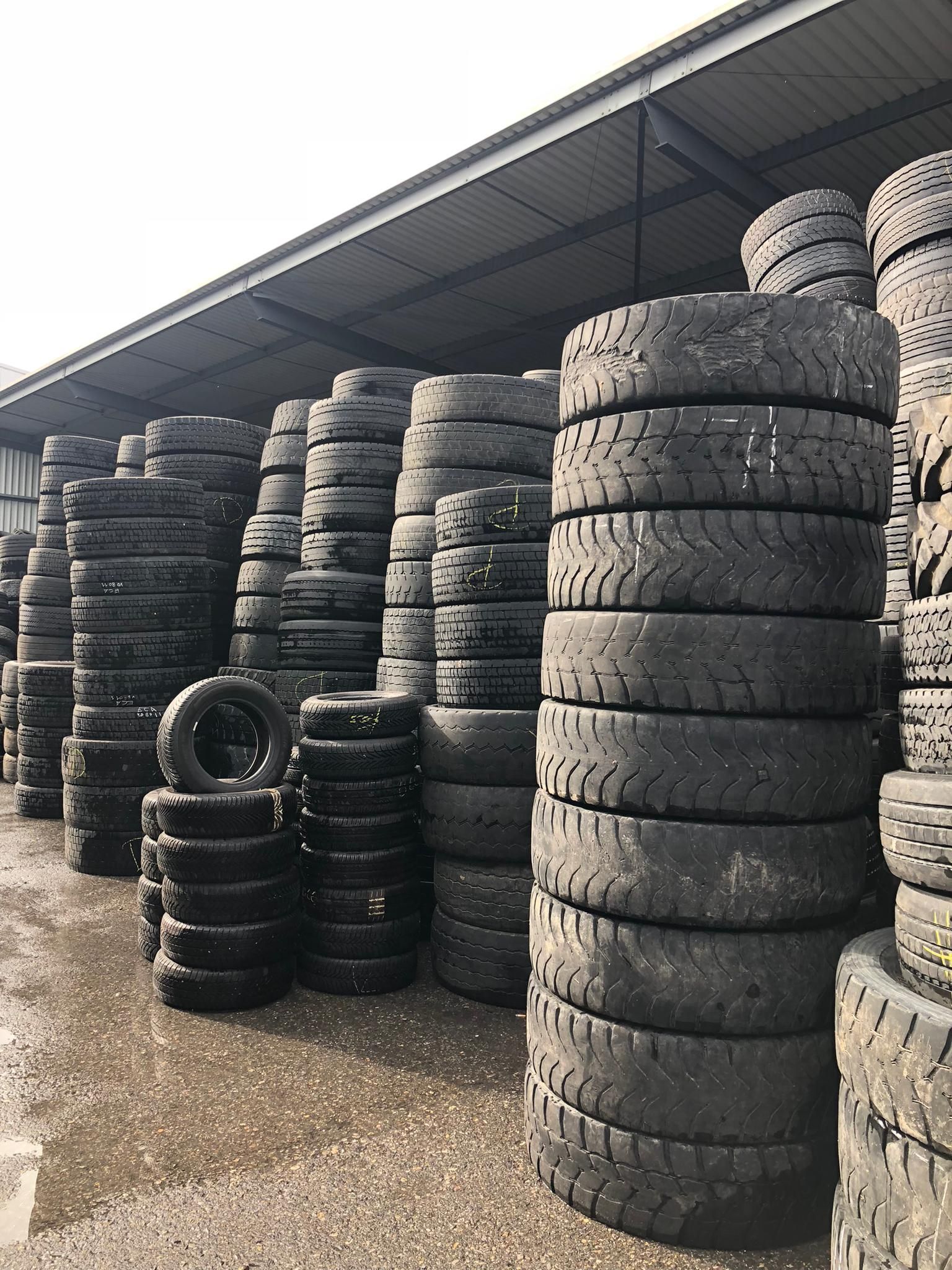 Reifen kaufen verkaufen - recypneu.ch SA in Kerzers