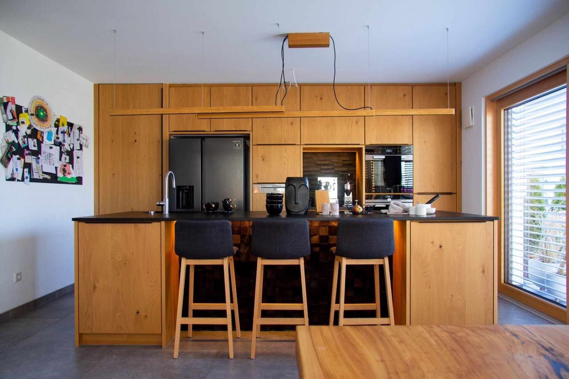 Küche in Hilpoltstein mit Eiche Fronten