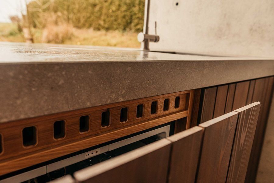 Outdoorküche mit Gasgrill in Fürth