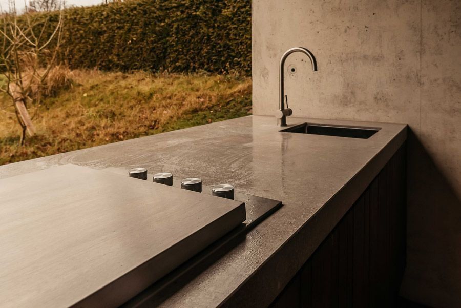 Outdoorküche mit Gasgrill in Fürth