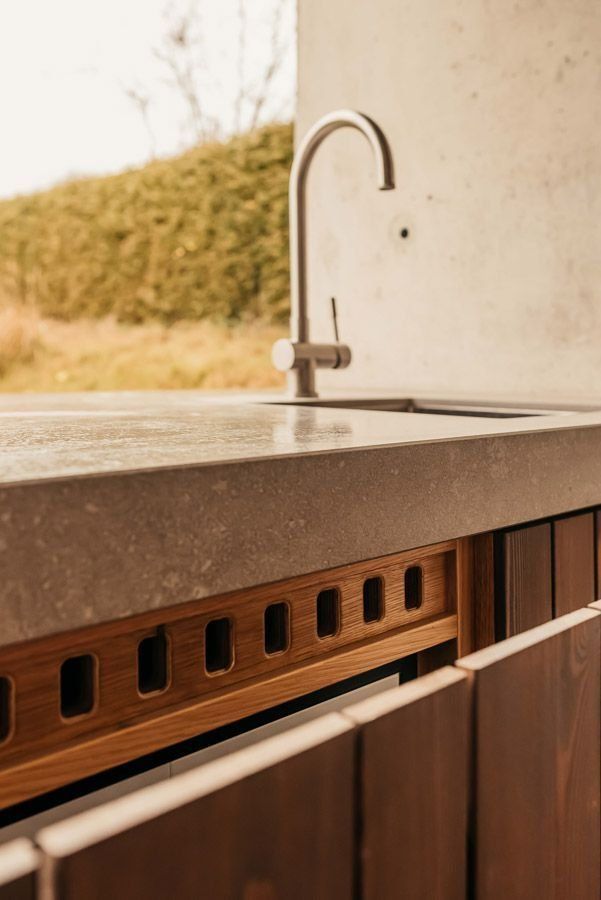 Outdoorküche mit Gasgrill in Fürth