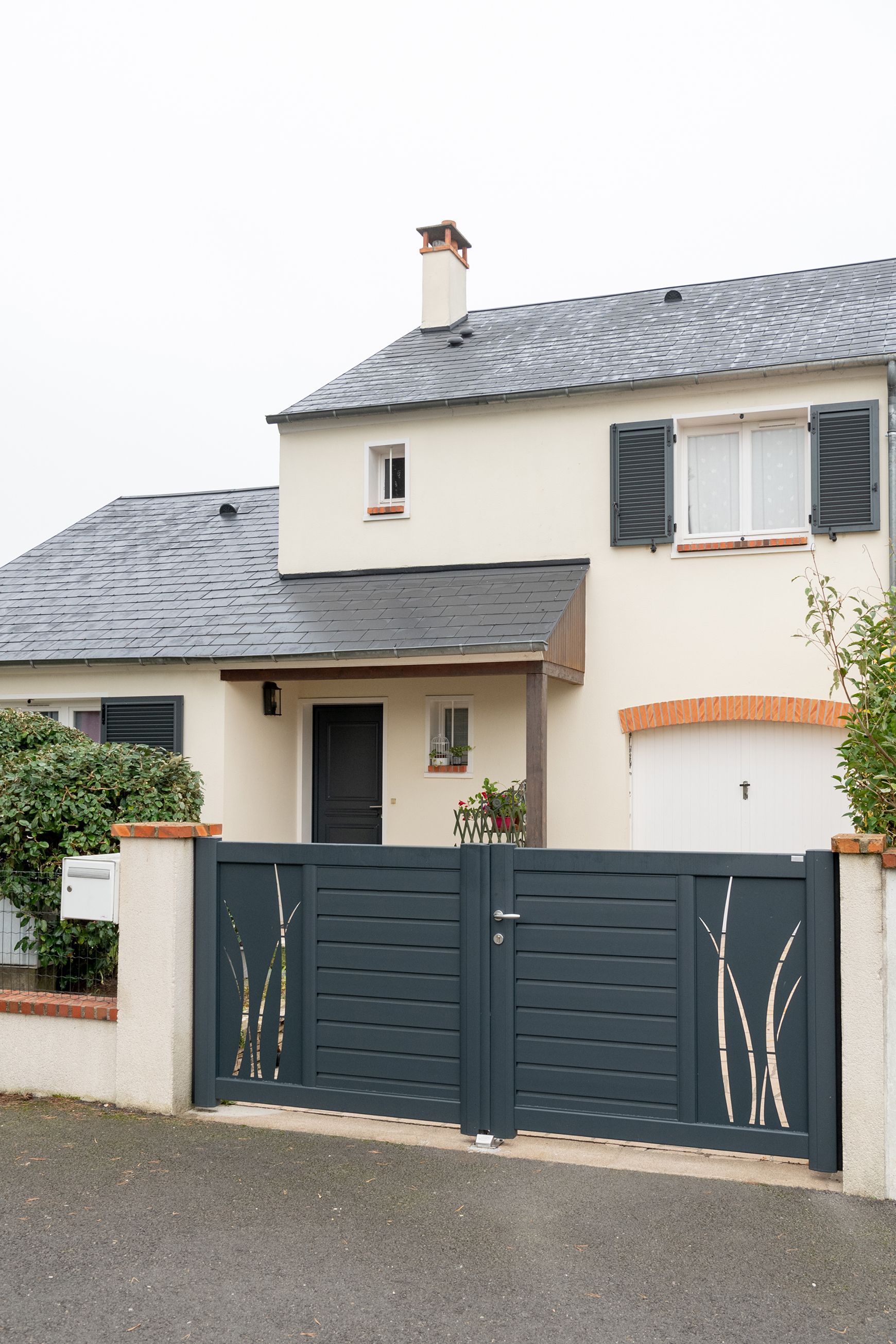 Portail battant Arial