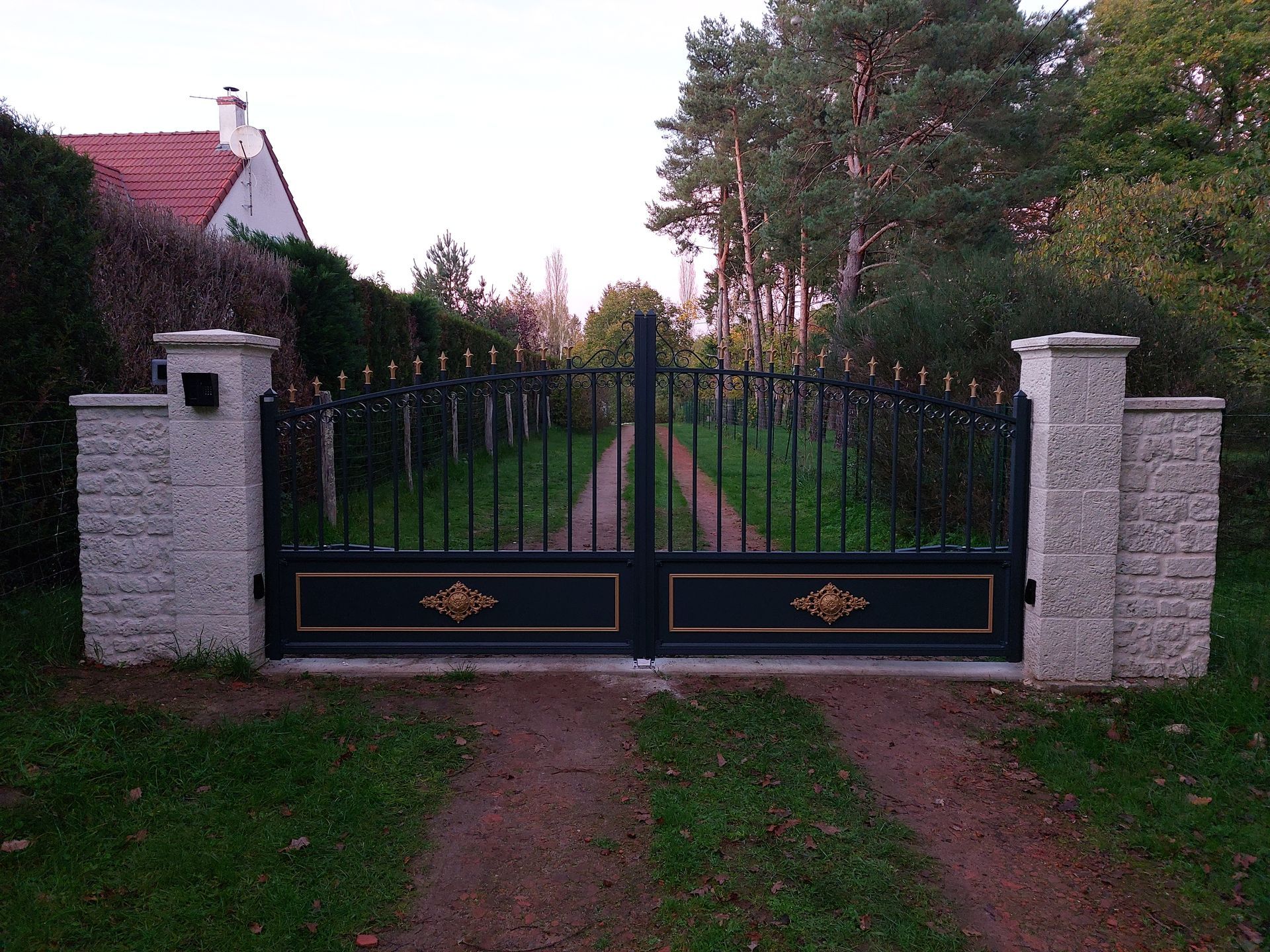 Portail battant La Chapelle