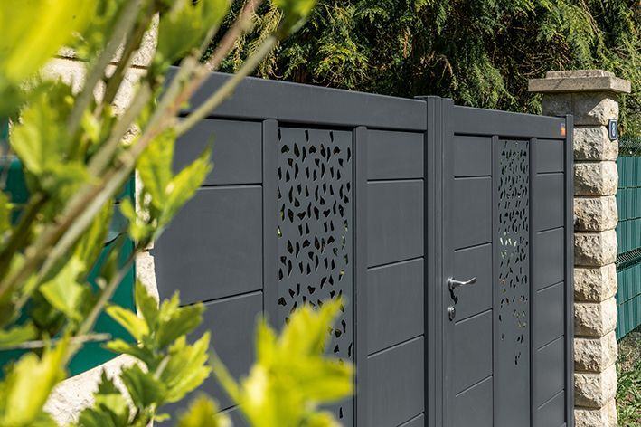 Portail design en aluminium