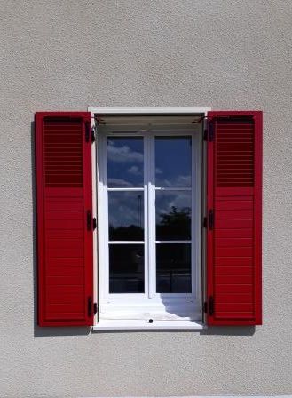 Volets battants motorisés