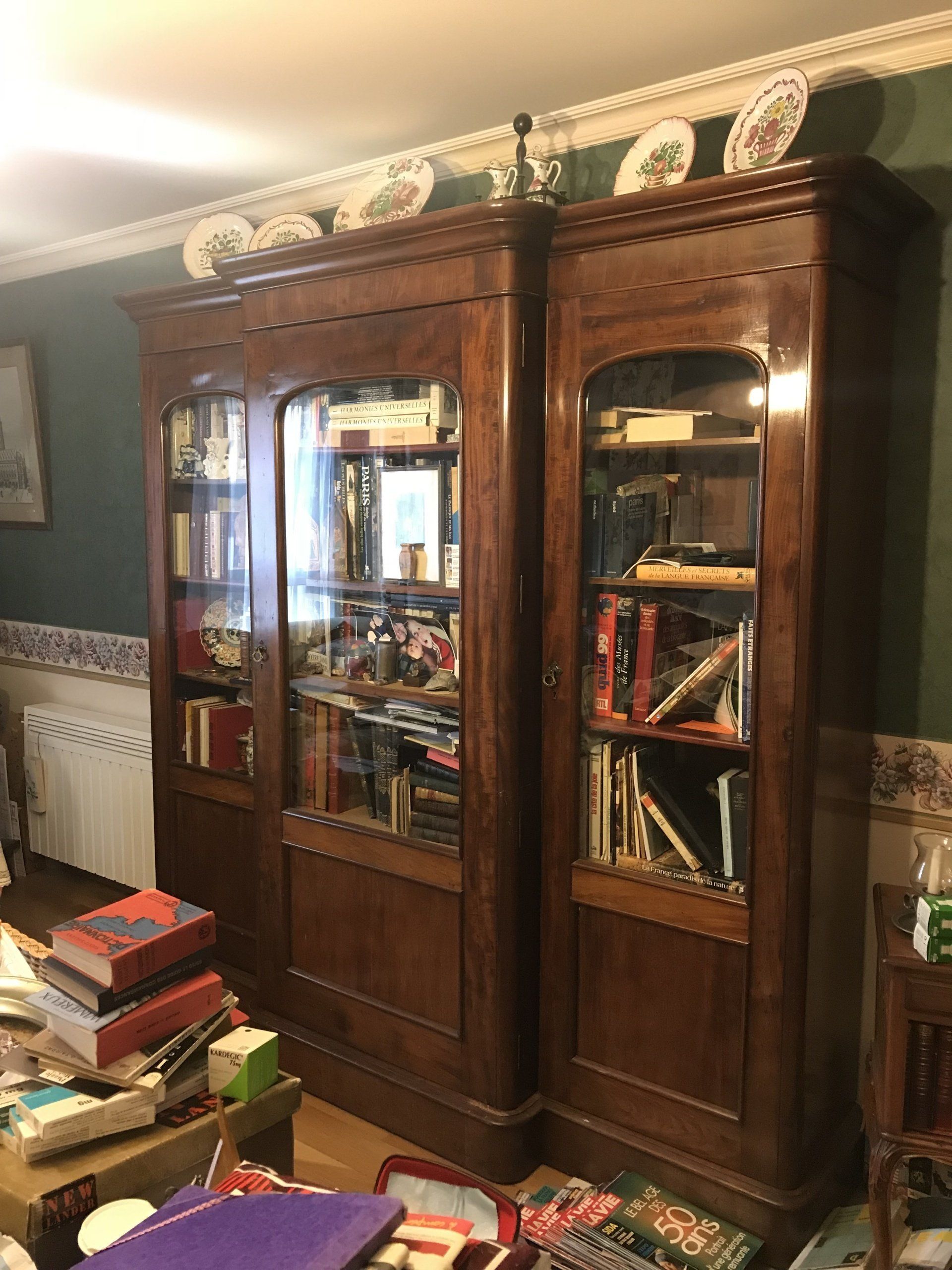 Mobilier encombrant une maison