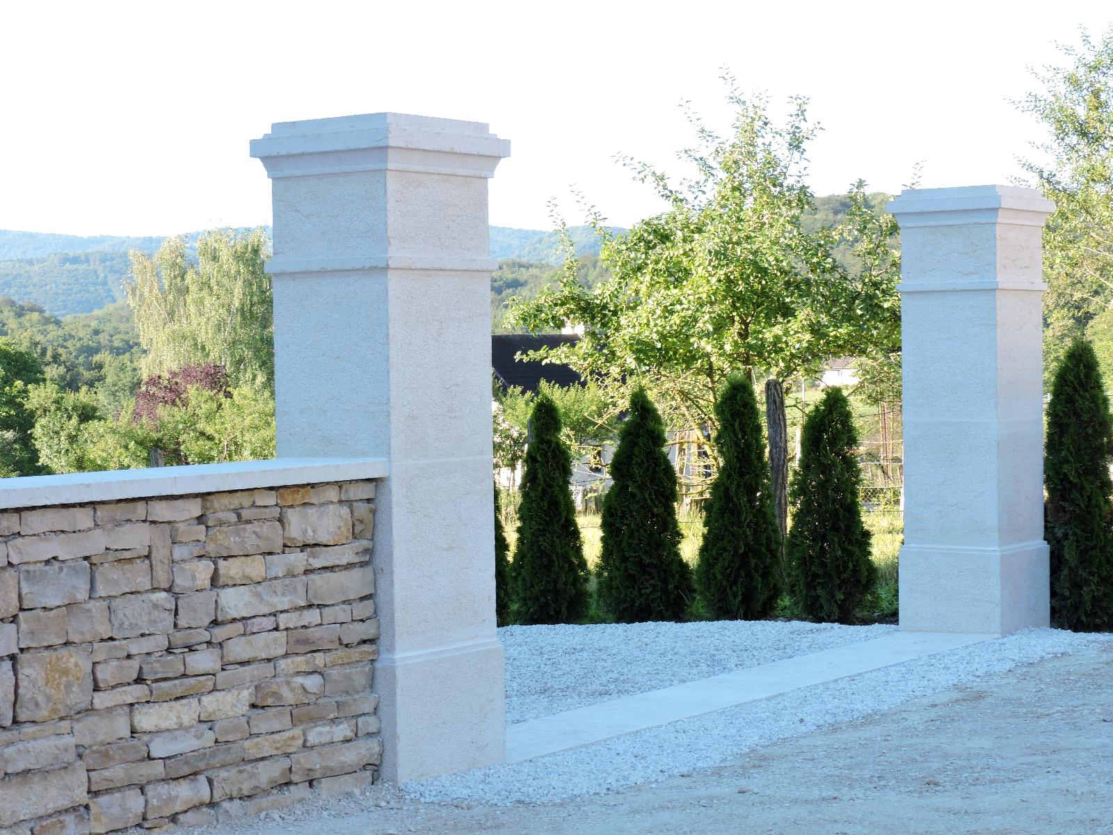 Fabrication de piliers en pierre