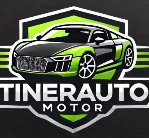 Logotipo de Tinerauto Motor con un coche deportivo verde y negro delante de un escudo.