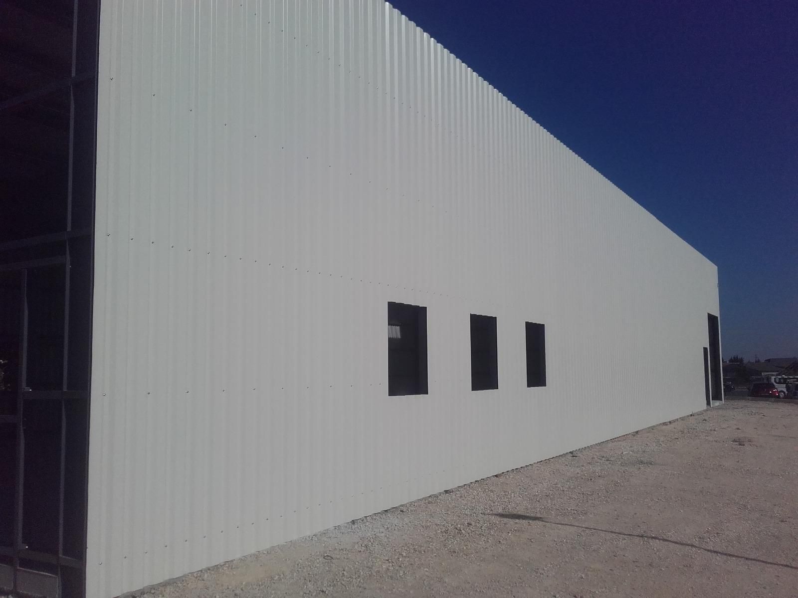 Vue extérieure d'un bardage métallique