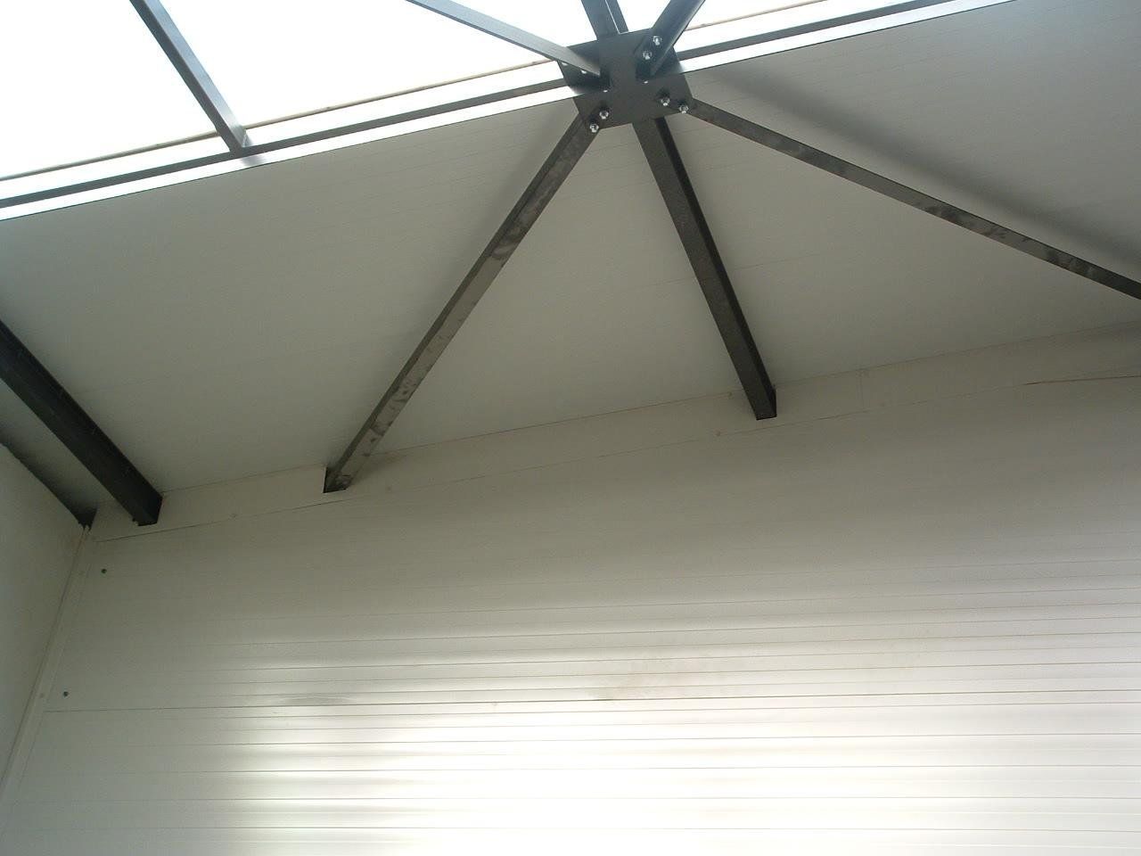 Bout de charpente métallique