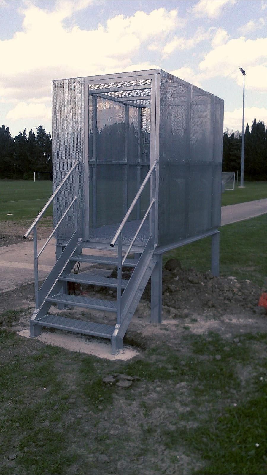 Structure métallique fermée