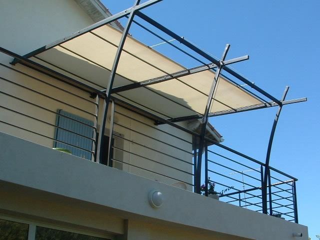 Garde-corps et pergolas en métal