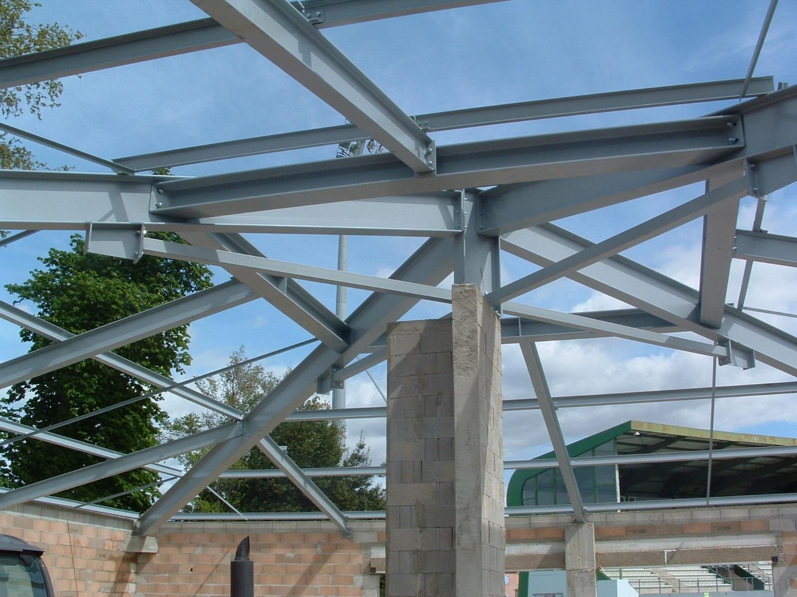 Détail de la couverture métallique