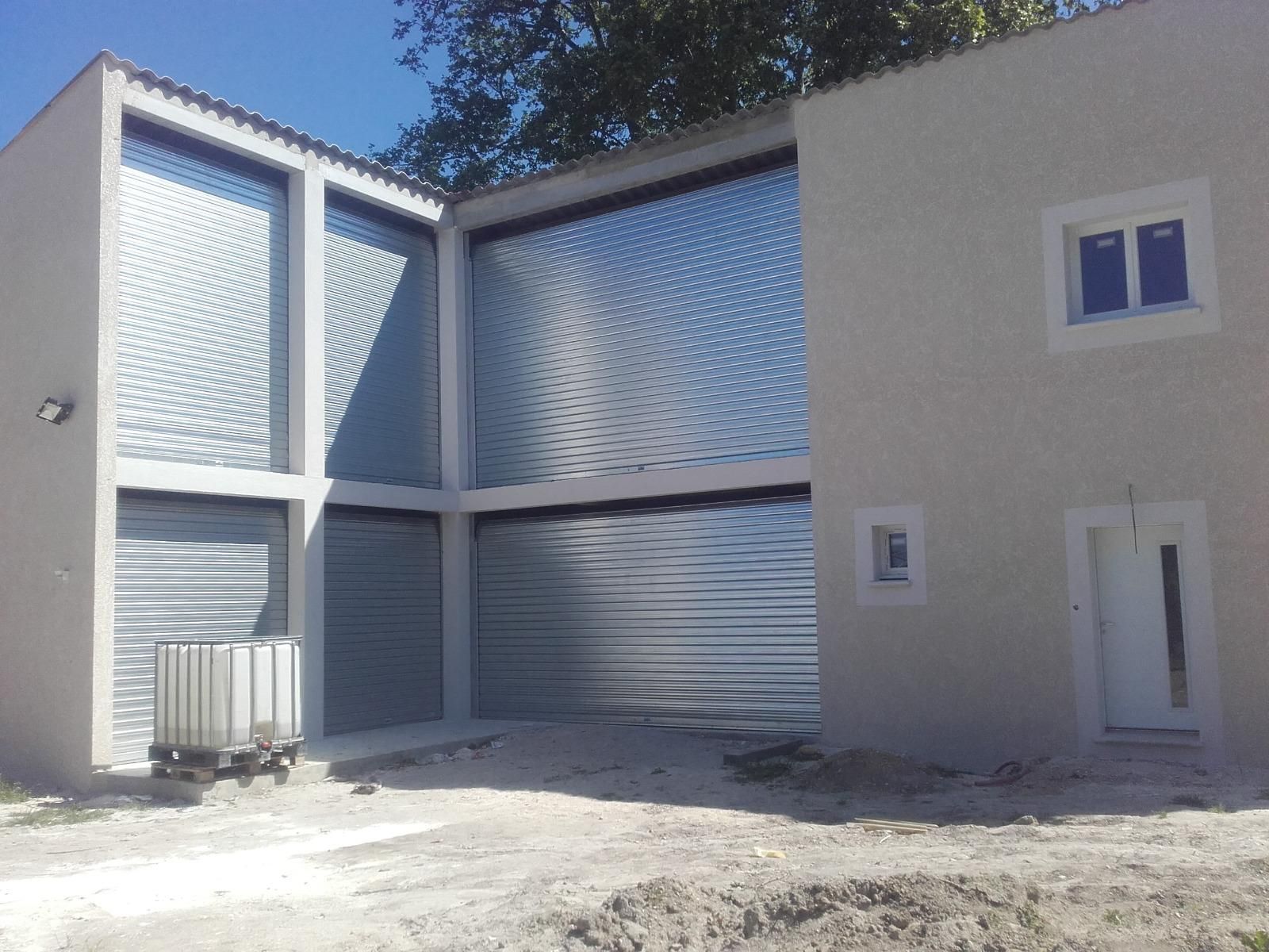 Rideaux métalliques