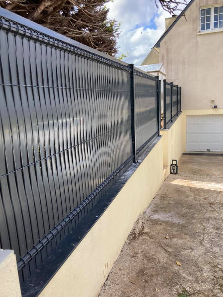 Installation d'une clotûre