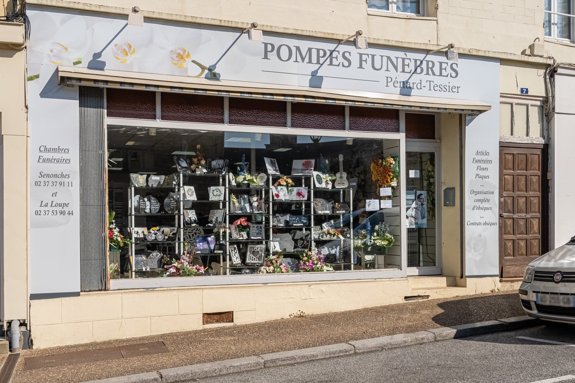 Devanture de notre entreprise : Pompes Funèbres Penard