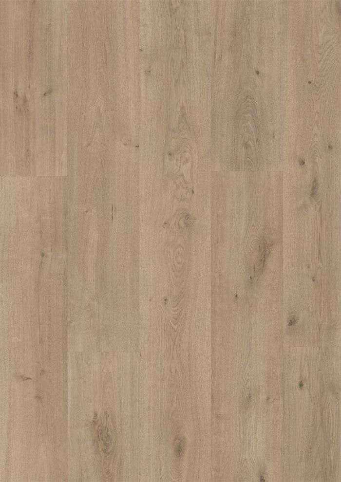 Suelo de madera de color marrón claro, con vetas y nudos visibles, en ángulo.