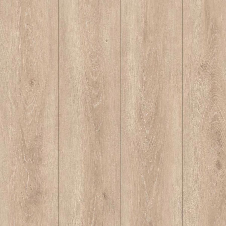 Suelo de madera diagonal de color claro con vetas y nudos visibles.