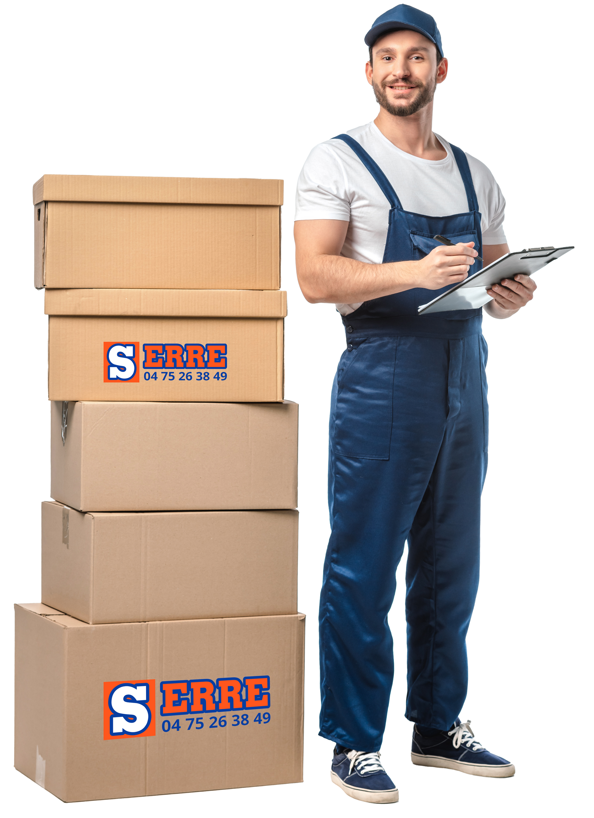 Professionnel du déménagement à côté d'une pile de cartons