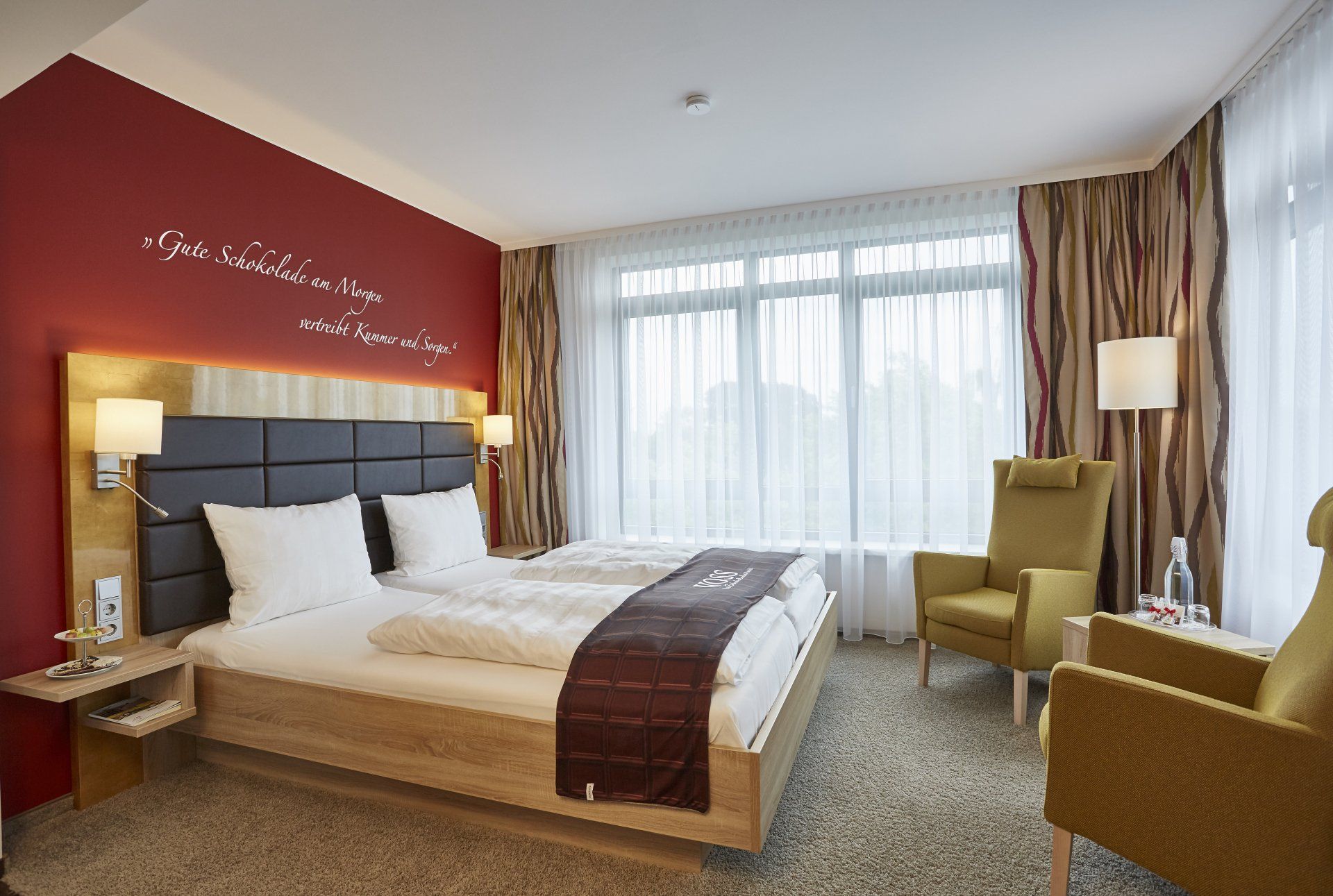 https://de.cdn-website.com/b8a731cd29454a6a901a1a375a1463cb/dms3rep/multi/Deluxe_Schokoladenhotel_2-9142e865.jpg