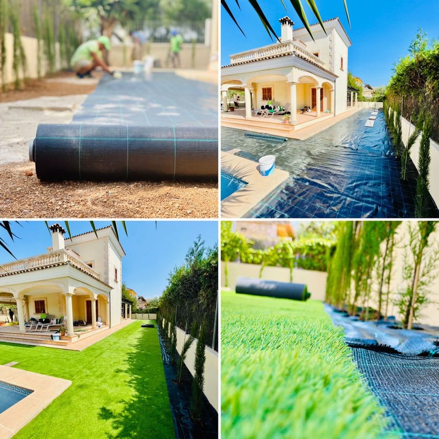 Un baño con dos lavabos y dos grifos negros.