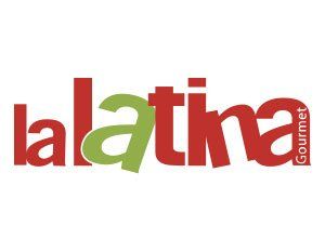 Logotipo de La Latina Gourmet: texto rojo y verde,