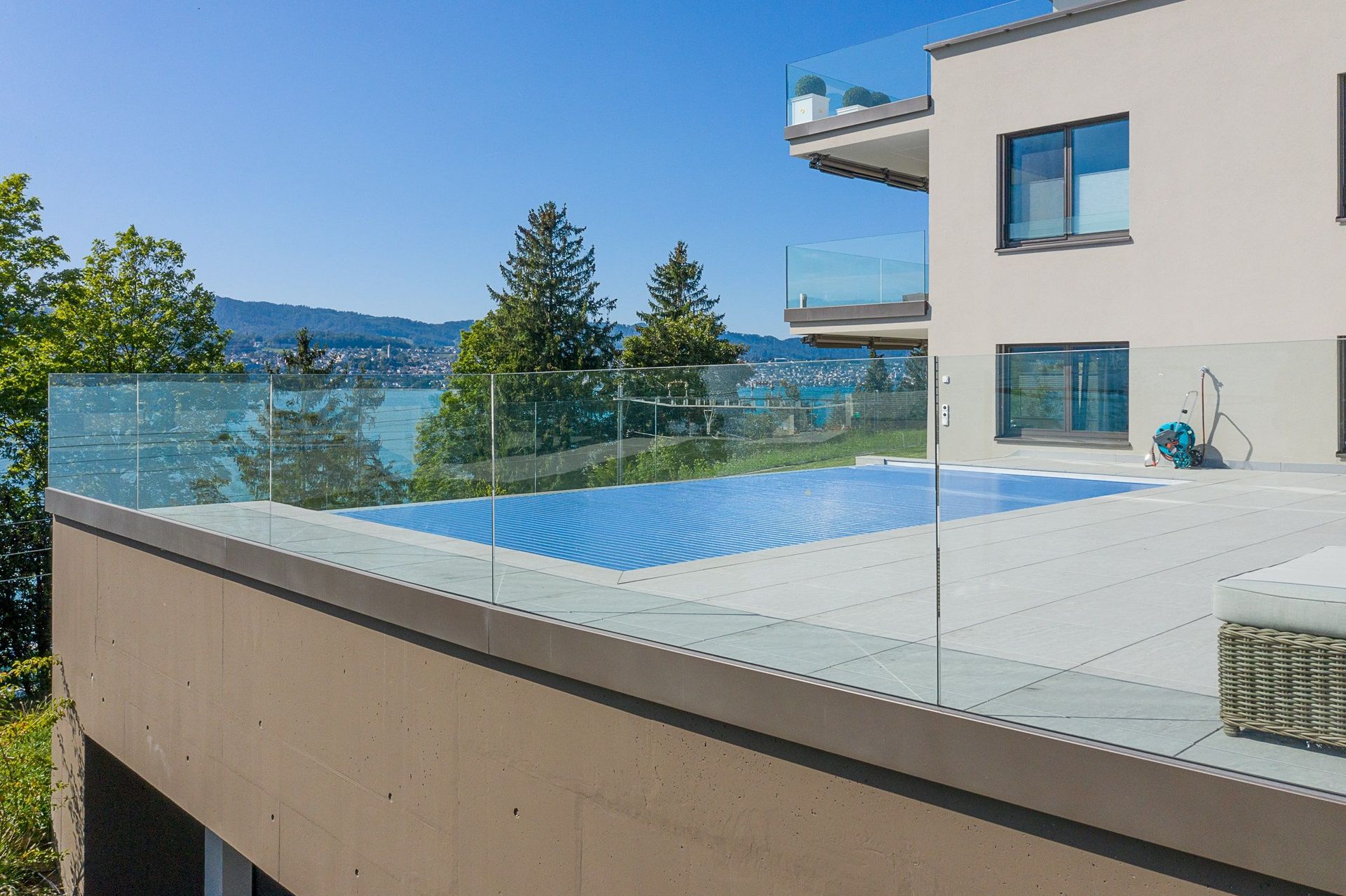 Glasgeländer Pool - Glas Schneller GmbH - Rüti